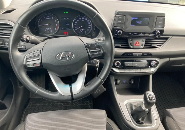 Hyundai I30 cena 62400 przebieg: 32236, rok produkcji 2020 z Olszyna małe 29